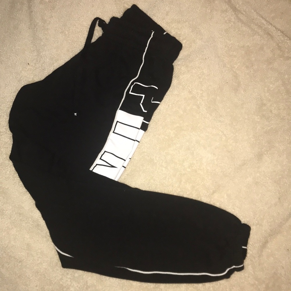 sweat pants